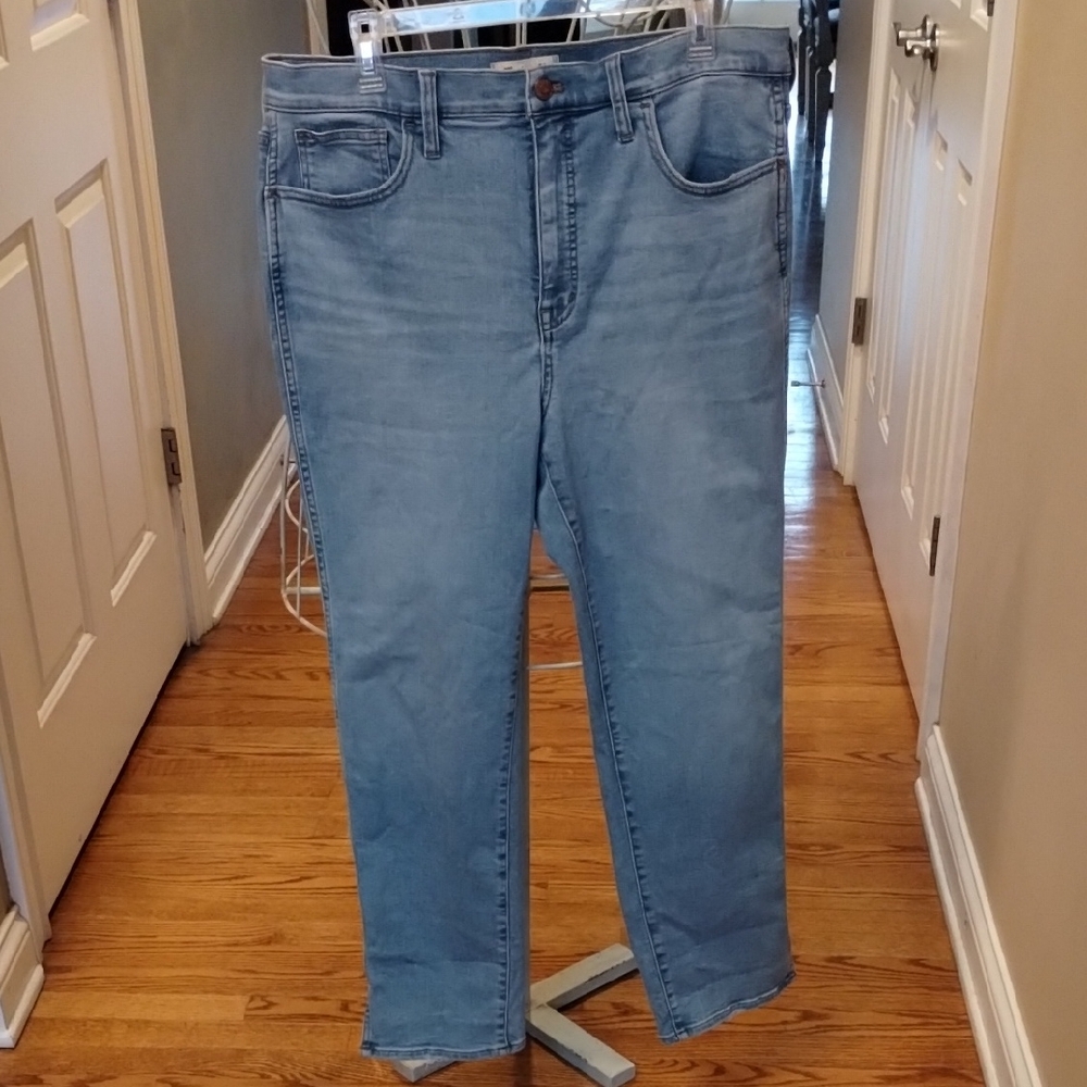 Madewell Roadtripper Stovepipe Jeans - Picture 3 of 15